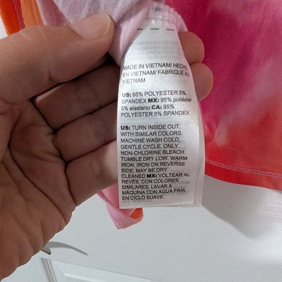 Chico's Pink and Orange Tie-Dye V-Neck Short Sleeve Shirt in Size 3 (XL) - Picture 7 of 7